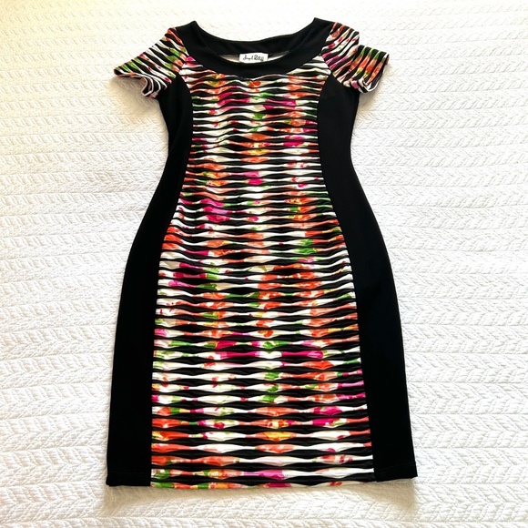 Joseph Ribkoff Panel Sheath Dress Multi Floral Short Sleeve Size 6 Like New! - Picture 5 of 14